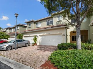 2421 SE 19th St, Homestead, FL 33035