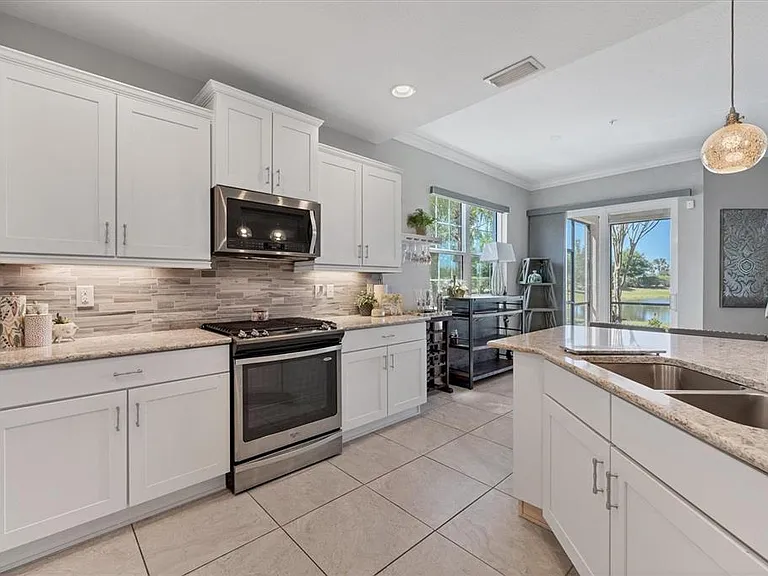 7564 Divot Loop — Photo 10