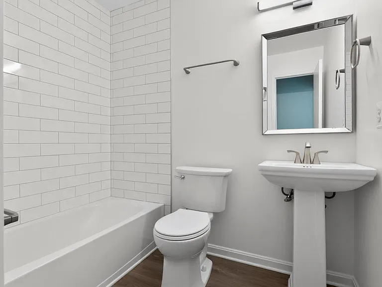 1015 Saint Michaels Dr — Photo 28