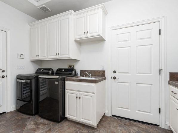 11217 S Fowler Ave, Selma, CA 93662