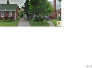 18010 Mendota St, Detroit, MI 48221