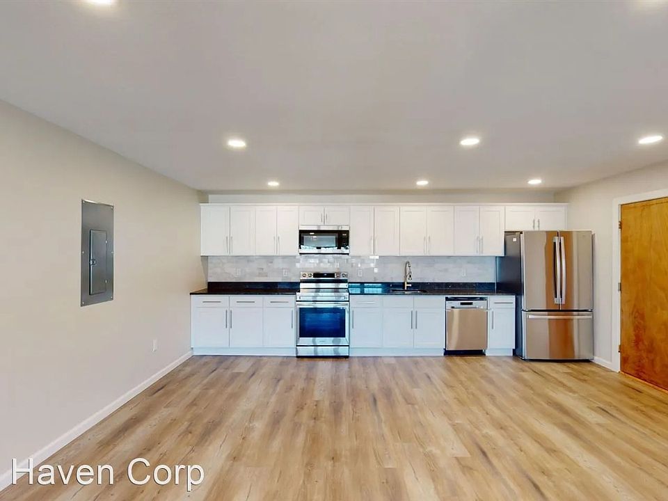 1st image of 605 Fountain St #204