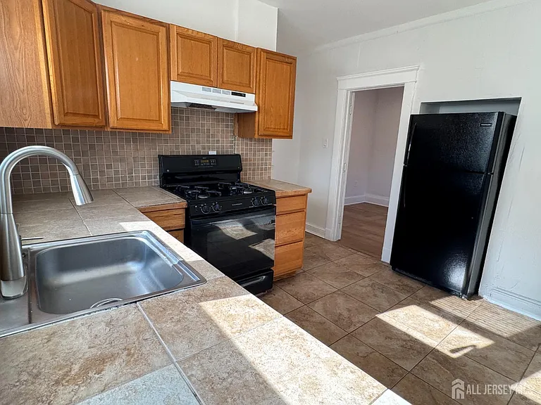 501 S 3rd Ave — Photo 4