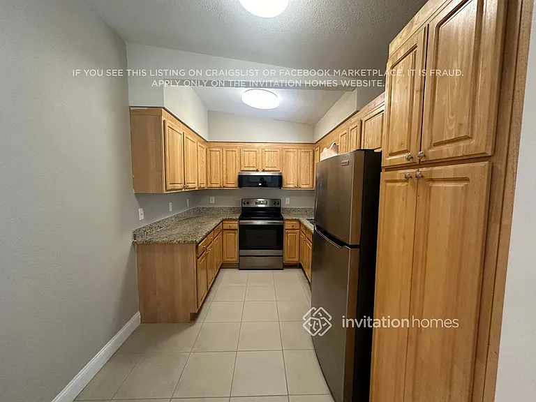 3621 Sutton Dr — Photo 5