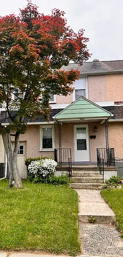 12 Seneca St Photo 1
