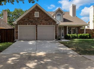 517 Las Cruces Dr, Irving, TX 75063