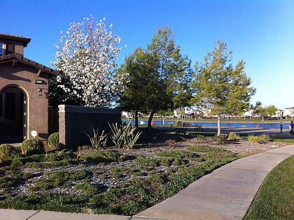 2nd image of Arcadia Cir