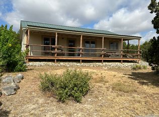 229 Sunrise Hill Rd, Utopia, TX 78884