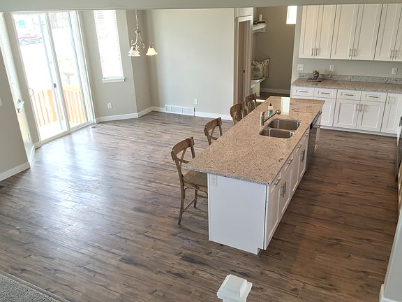 3rd image of 10605 S. Big Meadow Dr