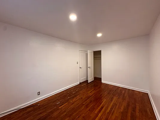 Rented by Azure Realty NY LLC | media 10