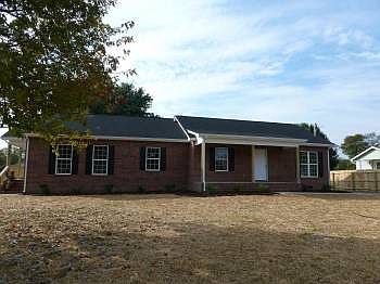 1st image of 334-336 Caroline Dr