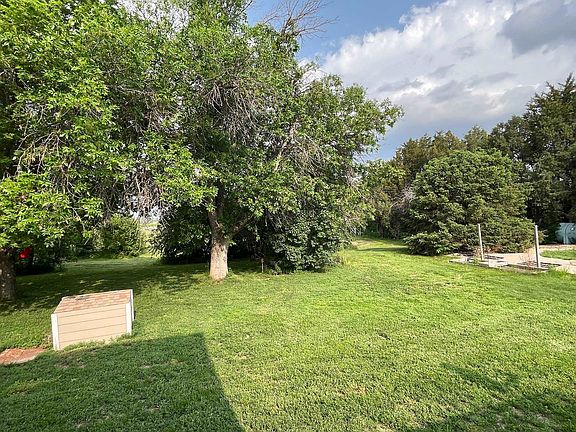 3rd image of 71950 Cornhusker Dr