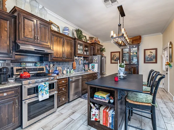 223 S Jefferson St, San Angelo, TX 76901