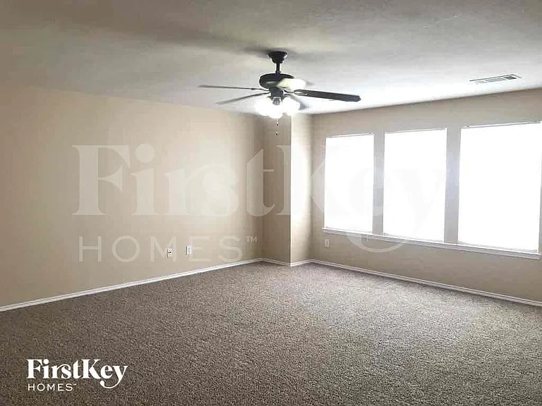 13221 Settlers Trl — Photo 2