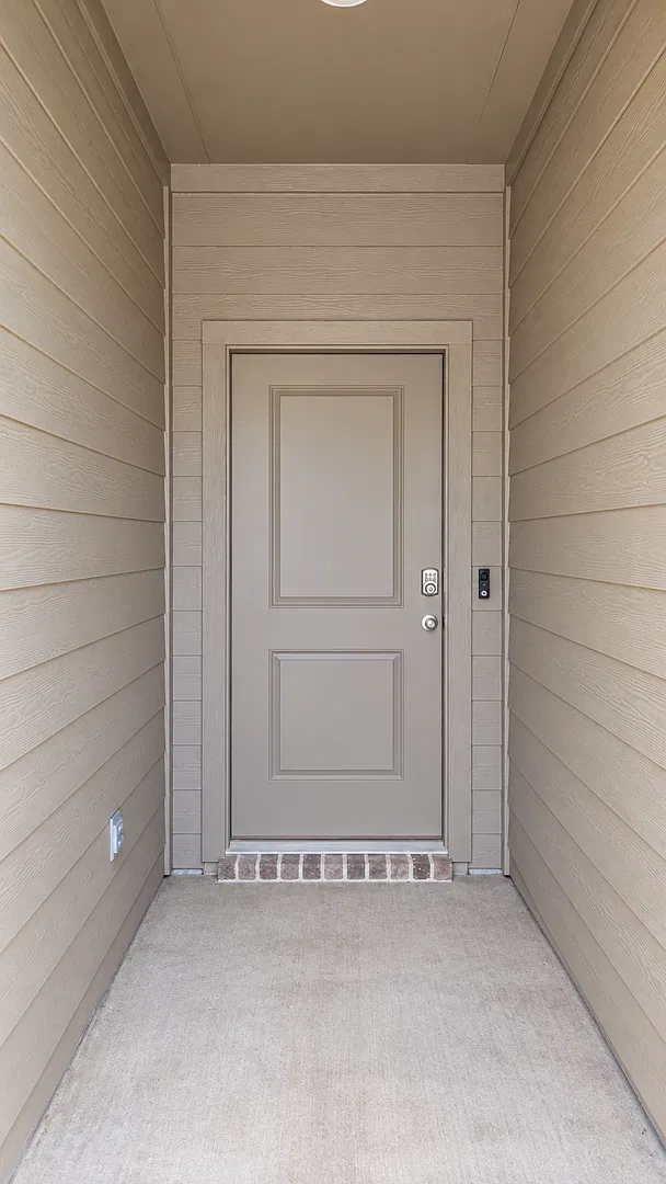 For Lease - Georgeous 4/2.5/2 In Terra Vista — Photo 3