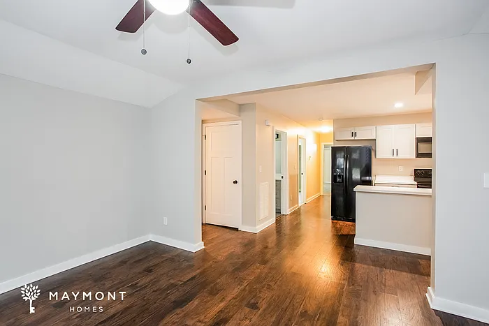 1033 Gaither Pl NW — Photo 5