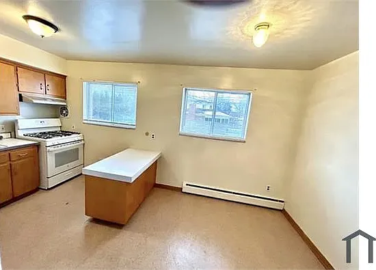 2 bed, 900 sqft, $1,100 — Photo 3