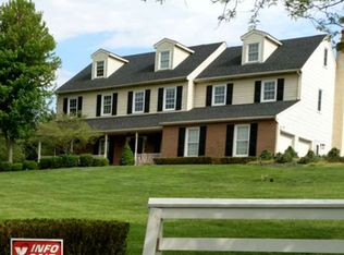 1068 Hildebidle Dr, Collegeville, PA 19426