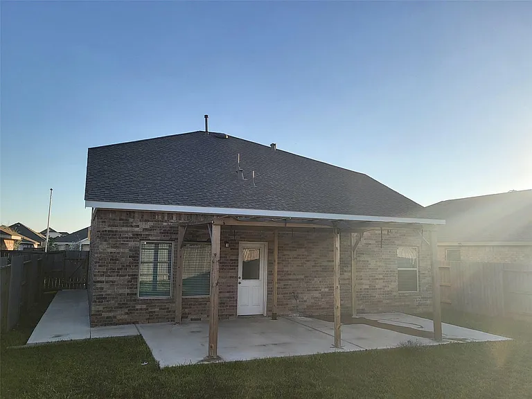 1495 Twilight Green Dr — Photo 29