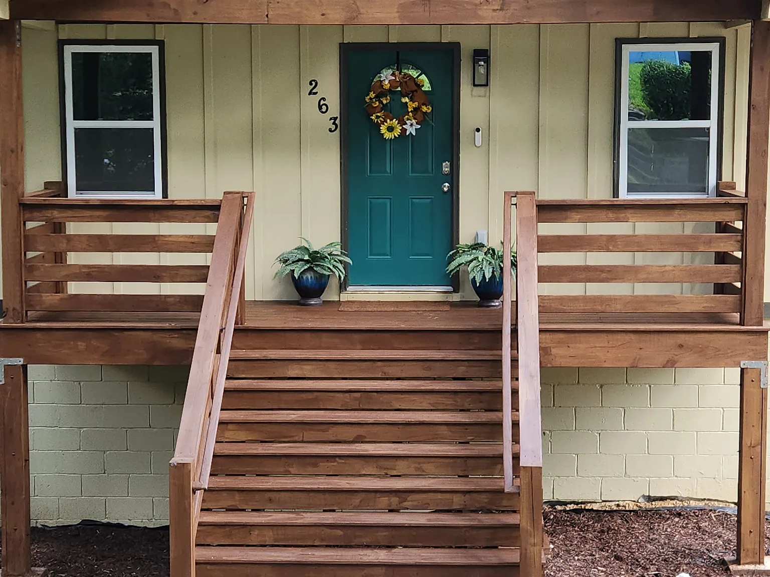 3 bed, 1253 sqft, $2,250 — Photo 1