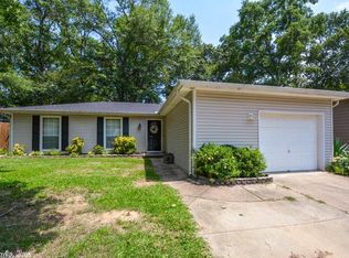 12500 Goldleaf Dr, Little Rock, AR 72210