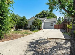 7048 Zelzah Ave, Reseda, CA 91335