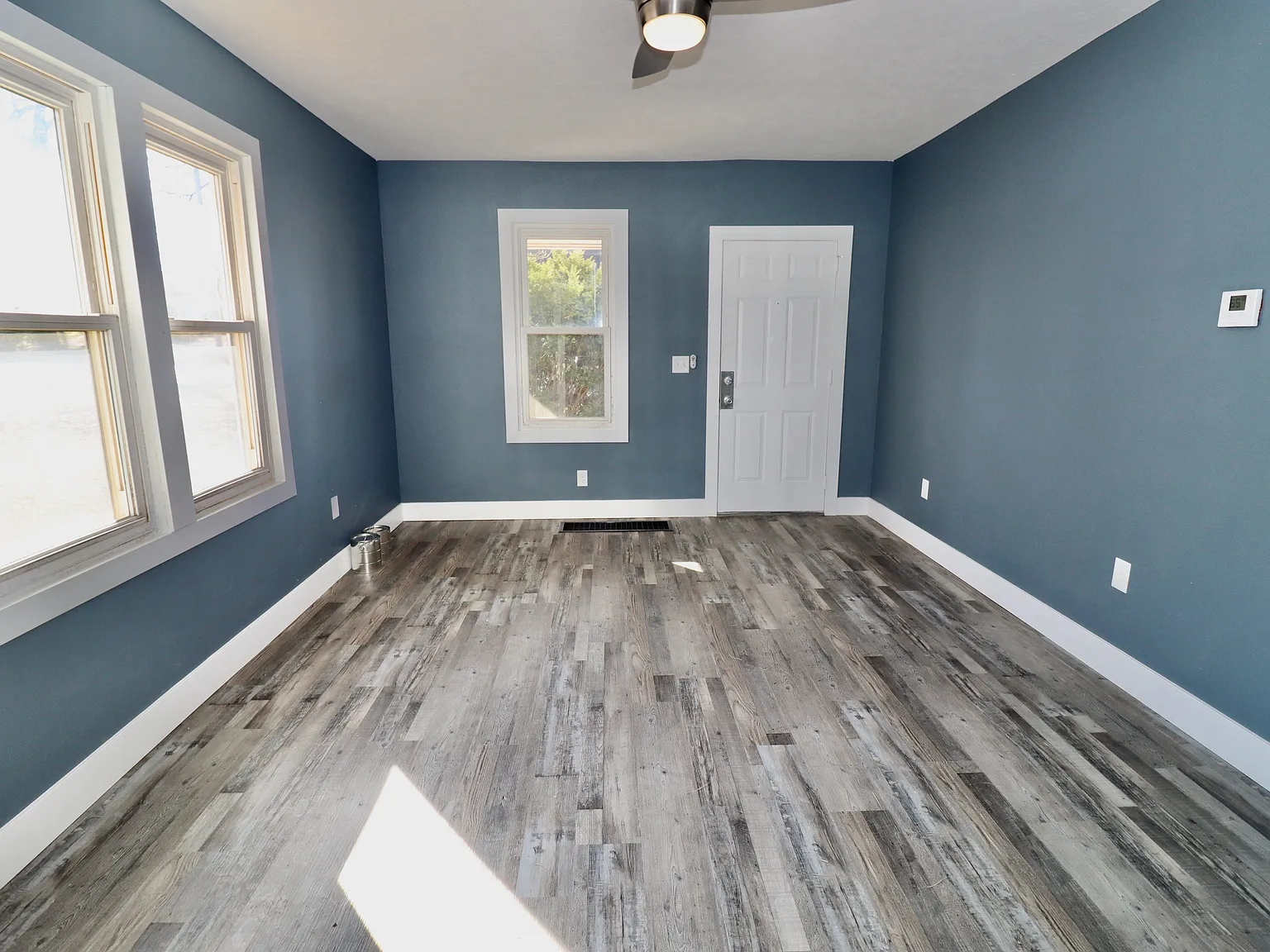 3 bed, 750 sqft, $1,050 — Photo 3