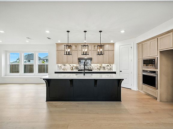 6th image of this home
