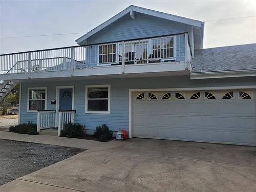 17205 Oak Rd Photo 1