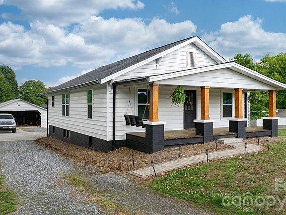 2nd image of 3941 Springs Rd