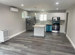 822 N Ridgewood Pl, Los Angeles, CA 90038