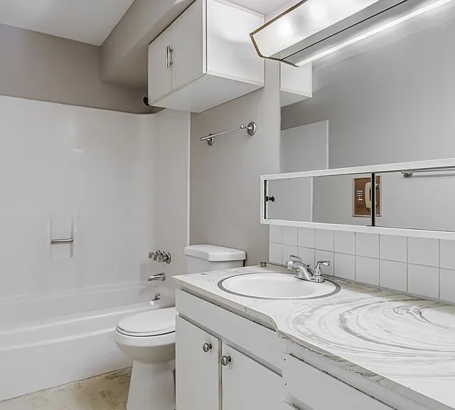 2331 E Market St #Unit 609 609 — Photo 17