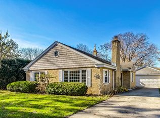 118 S Edward St, Mount Prospect, IL 60056