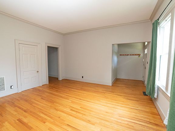 3rd image of 5002 Dakota Ave #A