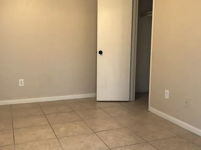 605 San Benito Ct — Photo 10