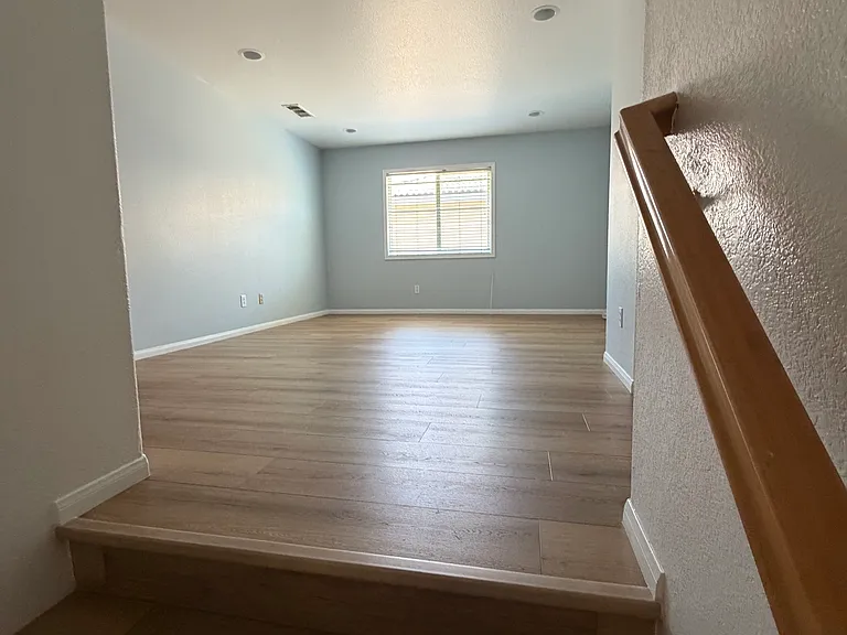 4647 W Avenue J13 — Photo 13