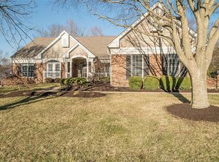 1833 Winter Run Ct, Chesterfield, MO