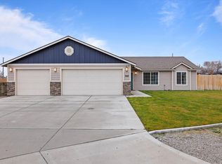 388 E 16th Ave, Kennewick, WA 99337
