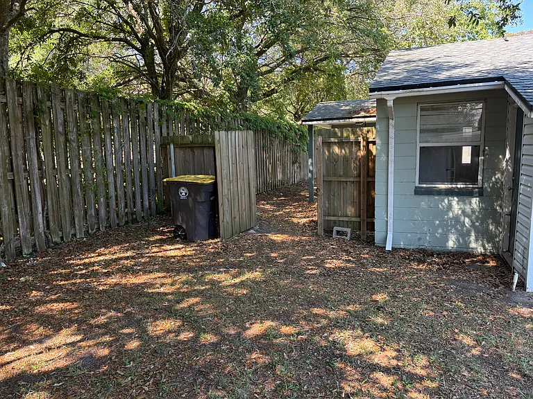 1455 Combs Rd — Photo 7
