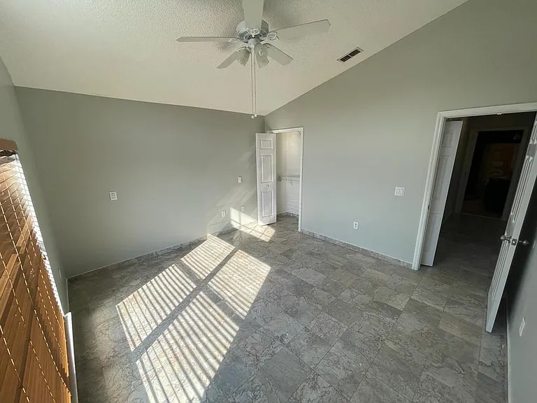 635 Caladesi Trl — Photo 15