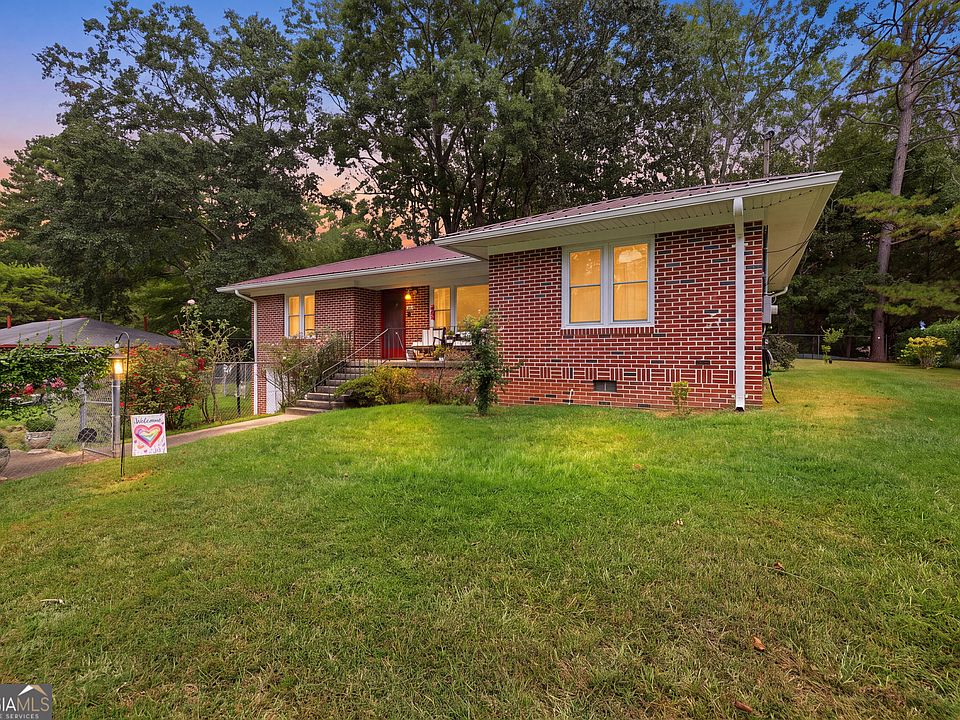 1st image of 107 Valley Dr