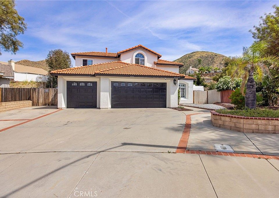 1st image of 22892 Sheffield Ct