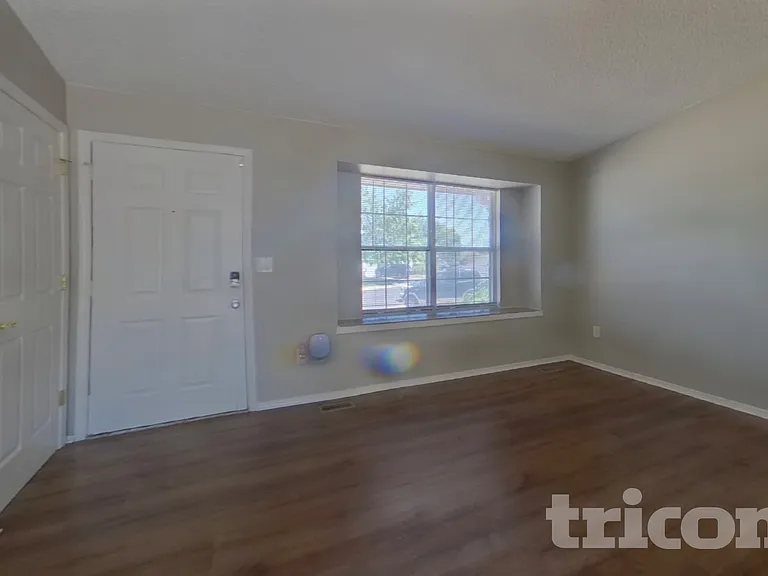 17662 Ponderosa Ave — Photo 3