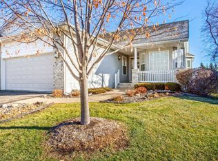 9074 Archer Ln N, Maple Grove, MN 55311