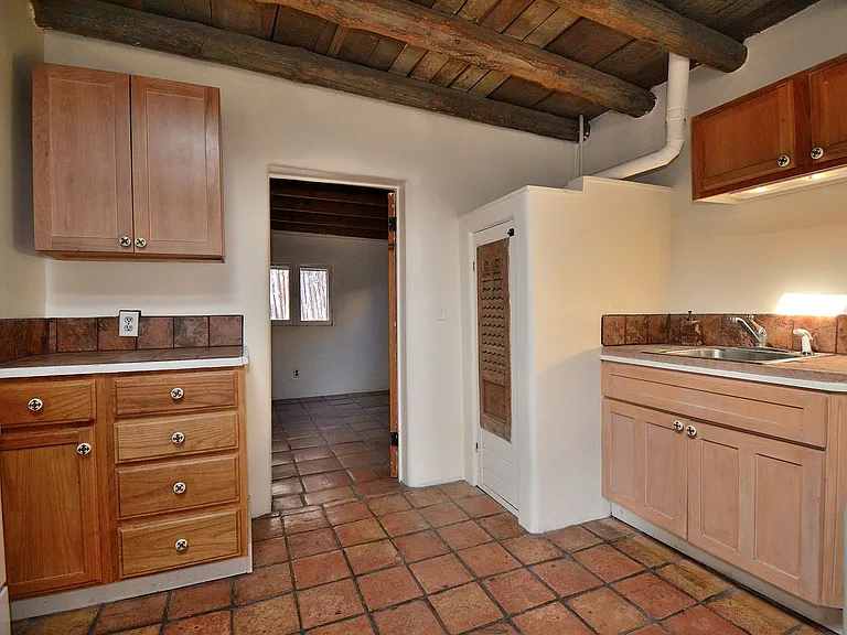 142 Duran St #2 — Photo 10