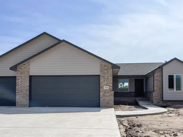 1304 Main St, Halstead, KS 67056