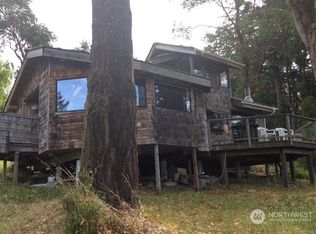 3989 Pear Point Rd, Friday Harbor, WA 98250