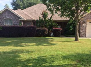 804 Village Gate Cir, Nacogdoches, TX 75961