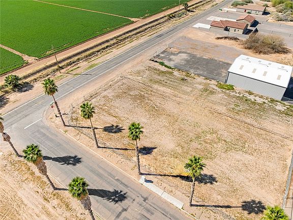 4th image of 1935 E Courtwright Rd