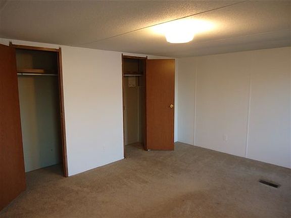 Bismark-Bdrm Closets